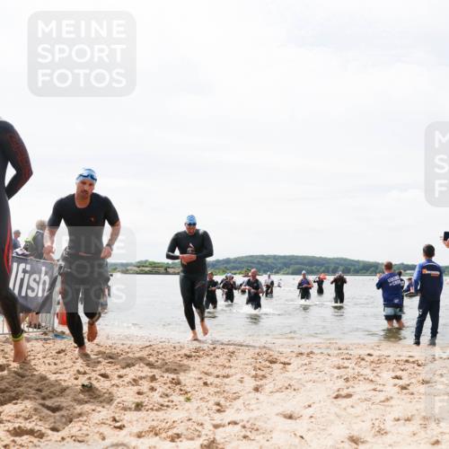 21.06.2026 - Viking Triathlon Michael Strokosch http://msf.ph/oto/9827108 21.06.2026 10:43:30 Schwimmen 69, 93, 287, 459, 521, 528, 533, 618, 645 meine-sportfotos.de