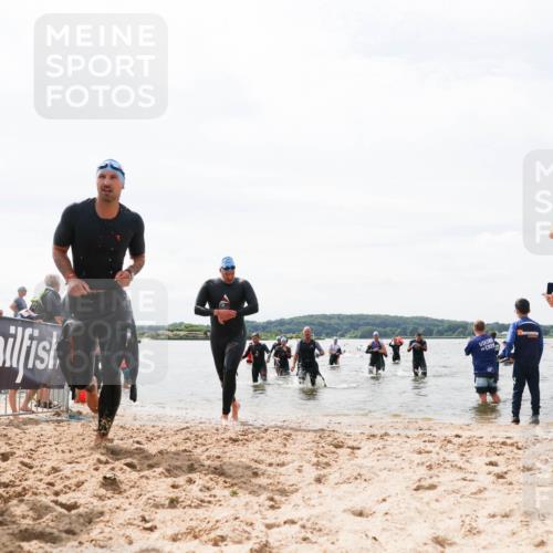 21.06.2026 - Viking Triathlon Michael Strokosch http://msf.ph/oto/9827109 21.06.2026 10:43:30 Schwimmen 69, 93, 287, 459, 521, 528, 533, 618, 645 meine-sportfotos.de