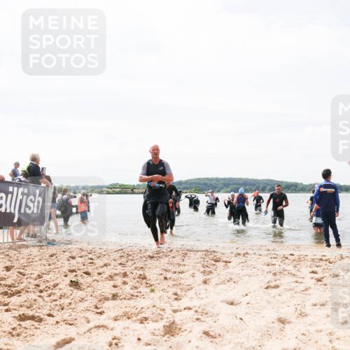 21.06.2026 - Viking Triathlon Michael Strokosch http://msf.ph/oto/9827124 21.06.2026 10:43:35 Schwimmen 93, 287, 351, 459, 470, 521, 618 meine-sportfotos.de