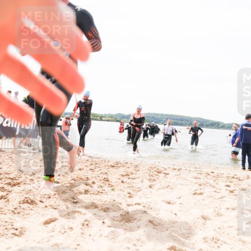 21.06.2026 - Viking Triathlon Michael Strokosch http://msf.ph/oto/9827141 21.06.2026 10:43:41 Schwimmen 93, 163, 230, 231, 234, 351, 459, 470, 521, 618, 663 meine-sportfotos.de
