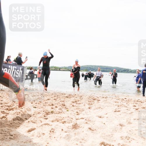 21.06.2026 - Viking Triathlon Michael Strokosch http://msf.ph/oto/9827142 21.06.2026 10:43:41 Schwimmen 93, 163, 230, 231, 234, 351, 459, 470, 521, 618, 663 meine-sportfotos.de