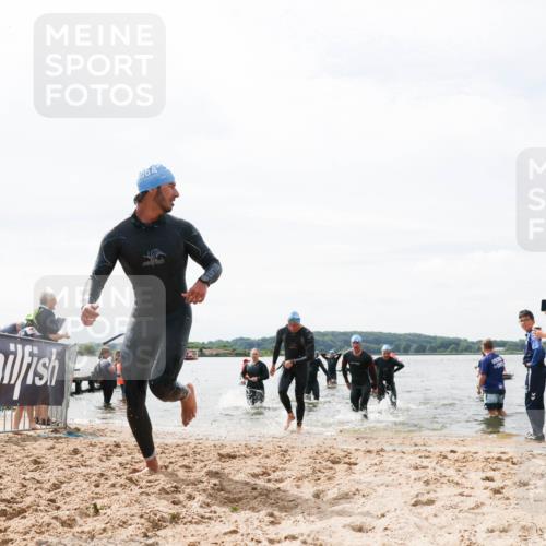 21.06.2026 - Viking Triathlon Michael Strokosch http://msf.ph/oto/9827197 21.06.2026 10:44:00 Schwimmen 139, 208, 220, 247, 444, 464, 550, 614 meine-sportfotos.de