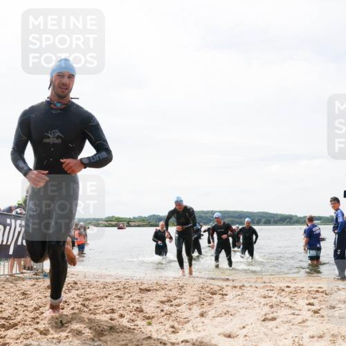 21.06.2026 - Viking Triathlon Michael Strokosch http://msf.ph/oto/9827198 21.06.2026 10:44:00 Schwimmen 139, 208, 220, 247, 444, 464, 550, 614 meine-sportfotos.de