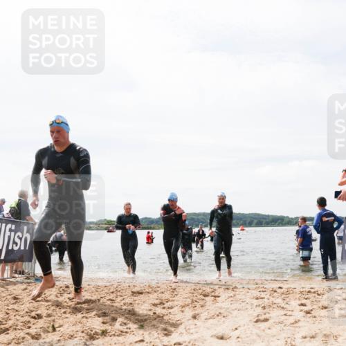 21.06.2026 - Viking Triathlon Michael Strokosch http://msf.ph/oto/9827205 21.06.2026 10:44:02 Schwimmen 139, 208, 220, 247, 444, 464, 550, 614 meine-sportfotos.de