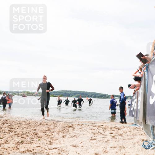 21.06.2026 - Viking Triathlon Michael Strokosch http://msf.ph/oto/9827230 21.06.2026 10:44:11 Schwimmen 22, 139, 208, 318, 617, 632, 641 meine-sportfotos.de