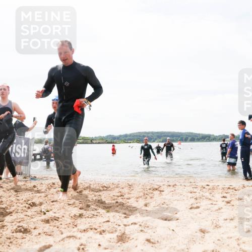 21.06.2026 - Viking Triathlon Michael Strokosch http://msf.ph/oto/9827257 21.06.2026 10:44:20 Schwimmen 22, 423, 602, 617, 632, 641 meine-sportfotos.de