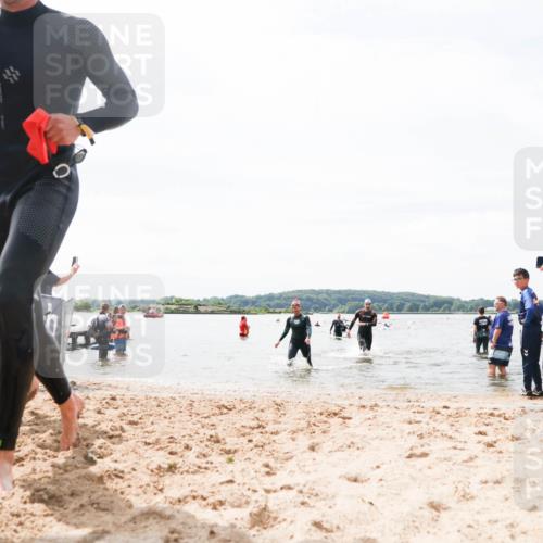 21.06.2026 - Viking Triathlon Michael Strokosch http://msf.ph/oto/9827259 21.06.2026 10:44:21 Schwimmen 22, 423, 602, 617, 632, 641 meine-sportfotos.de