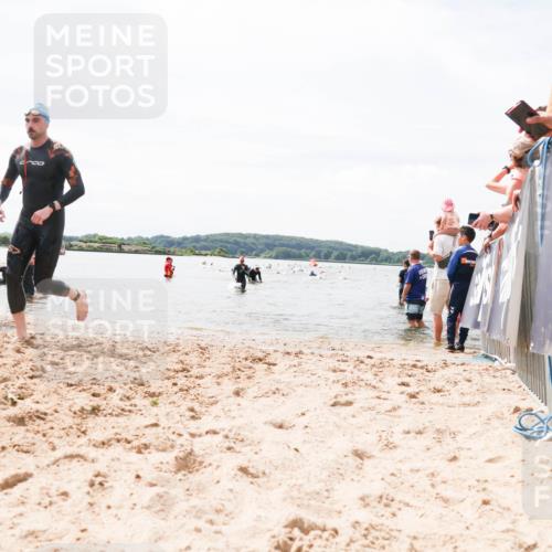 21.06.2026 - Viking Triathlon Michael Strokosch http://msf.ph/oto/9827275 21.06.2026 10:44:27 Schwimmen 423, 602 meine-sportfotos.de