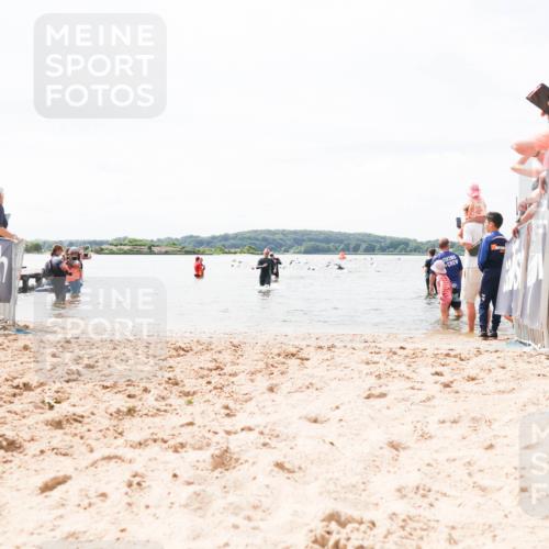 21.06.2026 - Viking Triathlon Michael Strokosch http://msf.ph/oto/9827280 21.06.2026 10:44:29 Schwimmen 423, 601, 602 meine-sportfotos.de