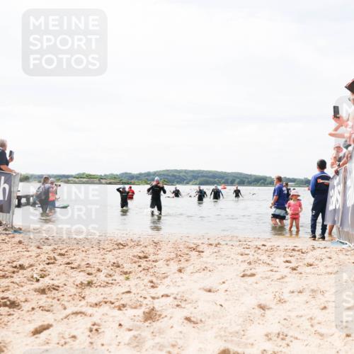 21.06.2026 - Viking Triathlon Michael Strokosch http://msf.ph/oto/9827307 21.06.2026 10:44:40 Schwimmen 531, 590, 601 meine-sportfotos.de