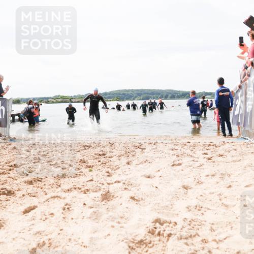 21.06.2026 - Viking Triathlon Michael Strokosch http://msf.ph/oto/9827315 21.06.2026 10:44:43 Schwimmen 531, 590, 601 meine-sportfotos.de