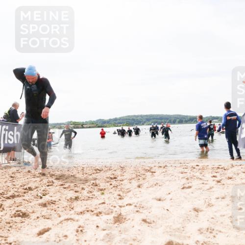 21.06.2026 - Viking Triathlon Michael Strokosch http://msf.ph/oto/9827323 21.06.2026 10:44:46 Schwimmen 377, 531, 590 meine-sportfotos.de