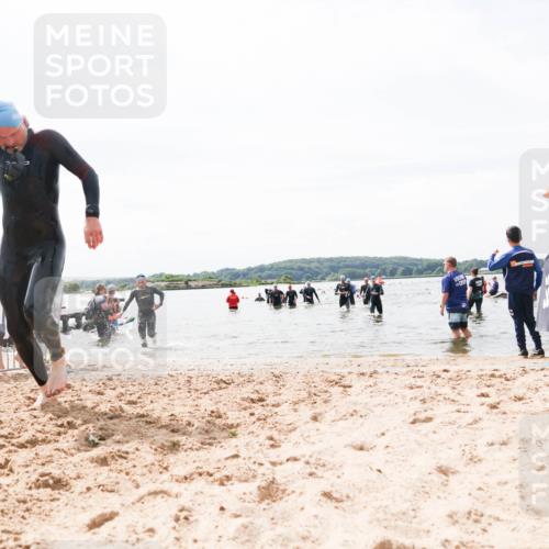 21.06.2026 - Viking Triathlon Michael Strokosch http://msf.ph/oto/9827324 21.06.2026 10:44:46 Schwimmen 377, 531, 590 meine-sportfotos.de