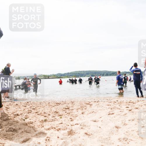 21.06.2026 - Viking Triathlon Michael Strokosch http://msf.ph/oto/9827325 21.06.2026 10:44:46 Schwimmen 377, 531, 590 meine-sportfotos.de