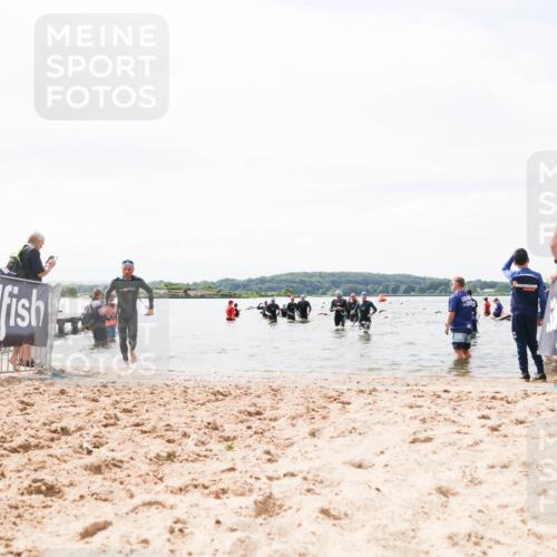 21.06.2026 - Viking Triathlon Michael Strokosch http://msf.ph/oto/9827328 21.06.2026 10:44:47 Schwimmen 377, 531, 590 meine-sportfotos.de