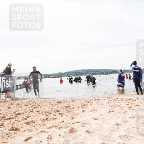 21.06.2026 - Viking Triathlon Michael Strokosch http://msf.ph/oto/9827330 21.06.2026 10:44:48 Schwimmen 377, 531, 590 meine-sportfotos.de