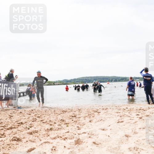 21.06.2026 - Viking Triathlon Michael Strokosch http://msf.ph/oto/9827331 21.06.2026 10:44:48 Schwimmen 377, 531, 590 meine-sportfotos.de