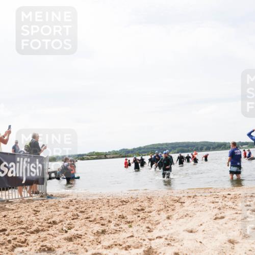21.06.2026 - Viking Triathlon Michael Strokosch http://msf.ph/oto/9827341 21.06.2026 10:44:52 Schwimmen 350, 377, 531 meine-sportfotos.de