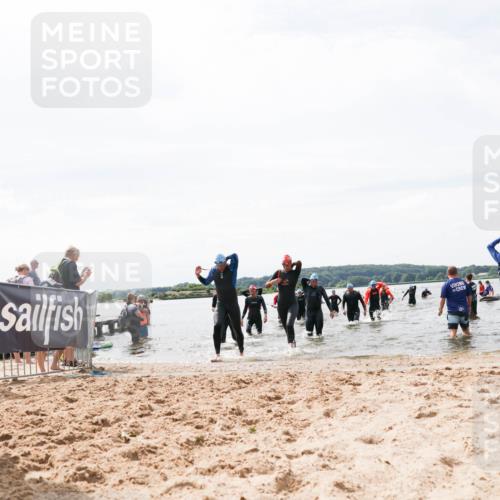 21.06.2026 - Viking Triathlon Michael Strokosch http://msf.ph/oto/9827368 21.06.2026 10:45:01 Schwimmen 33, 276, 308, 329, 350, 377, 415, 658, 668 meine-sportfotos.de