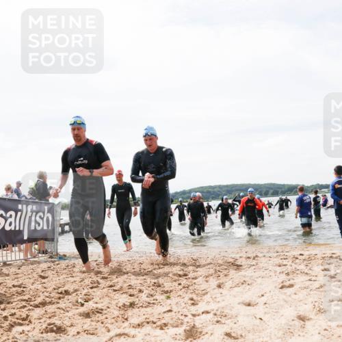 21.06.2026 - Viking Triathlon Michael Strokosch http://msf.ph/oto/9827384 21.06.2026 10:45:06 Schwimmen 33, 36, 276, 308, 310, 329, 345, 369, 415, 445, 577, 658, 668 meine-sportfotos.de