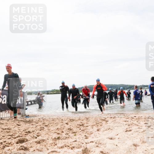 21.06.2026 - Viking Triathlon Michael Strokosch http://msf.ph/oto/9827391 21.06.2026 10:45:09 Schwimmen 33, 36, 151, 308, 310, 329, 345, 366, 369, 415, 445, 577, 658, 668 meine-sportfotos.de