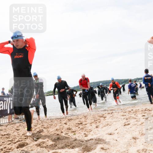 21.06.2026 - Viking Triathlon Michael Strokosch http://msf.ph/oto/9827398 21.06.2026 10:45:11 Schwimmen 36, 151, 308, 310, 326, 329, 345, 366, 369, 415, 445, 577, 668 meine-sportfotos.de
