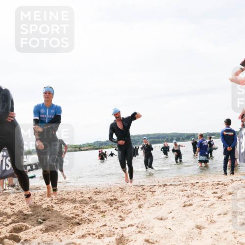 21.06.2026 - Viking Triathlon Michael Strokosch http://msf.ph/oto/9827414 21.06.2026 10:45:16 Schwimmen 36, 151, 258, 308, 310, 326, 345, 366, 369, 445, 577 meine-sportfotos.de