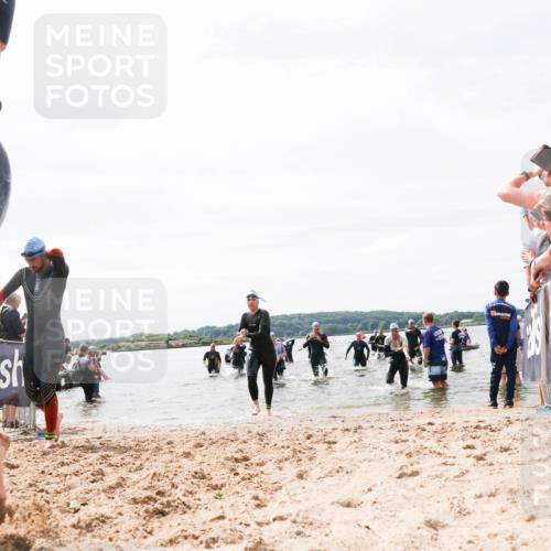 21.06.2026 - Viking Triathlon Michael Strokosch http://msf.ph/oto/9827422 21.06.2026 10:45:19 Schwimmen 48, 151, 258, 273, 310, 326, 345, 354, 366, 445 meine-sportfotos.de