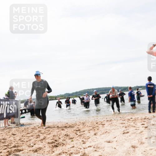 21.06.2026 - Viking Triathlon Michael Strokosch http://msf.ph/oto/9827428 21.06.2026 10:45:21 Schwimmen 48, 105, 147, 151, 258, 273, 274, 302, 326, 345, 354, 366, 635 meine-sportfotos.de