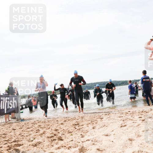 21.06.2026 - Viking Triathlon Michael Strokosch http://msf.ph/oto/9827444 21.06.2026 10:45:26 Schwimmen 37, 48, 85, 105, 147, 158, 258, 273, 274, 302, 354, 635 meine-sportfotos.de