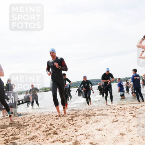 21.06.2026 - Viking Triathlon Michael Strokosch http://msf.ph/oto/9827449 21.06.2026 10:45:28 Schwimmen 37, 48, 85, 105, 147, 158, 258, 273, 274, 302, 354, 376, 635 meine-sportfotos.de