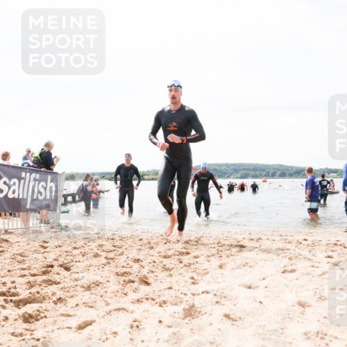 21.06.2026 - Viking Triathlon Michael Strokosch http://msf.ph/oto/9827479 21.06.2026 10:45:38 Schwimmen 37, 54, 85, 158, 376, 540, 562 meine-sportfotos.de