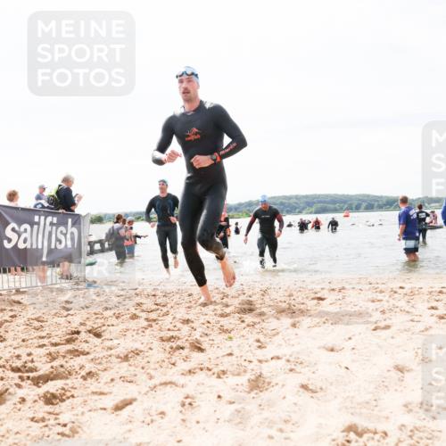 21.06.2026 - Viking Triathlon Michael Strokosch http://msf.ph/oto/9827480 21.06.2026 10:45:38 Schwimmen 37, 54, 85, 158, 376, 540, 562 meine-sportfotos.de