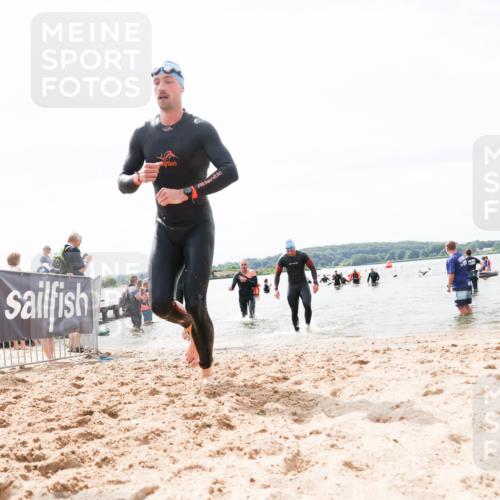 21.06.2026 - Viking Triathlon Michael Strokosch http://msf.ph/oto/9827481 21.06.2026 10:45:39 Schwimmen 37, 54, 85, 158, 376, 540, 562 meine-sportfotos.de