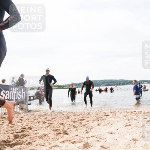 21.06.2026 - Viking Triathlon Michael Strokosch http://msf.ph/oto/9827483 21.06.2026 10:45:39 Schwimmen 37, 54, 85, 158, 376, 540, 562 meine-sportfotos.de
