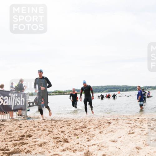 21.06.2026 - Viking Triathlon Michael Strokosch http://msf.ph/oto/9827484 21.06.2026 10:45:40 Schwimmen 54, 85, 158, 376, 540, 562 meine-sportfotos.de