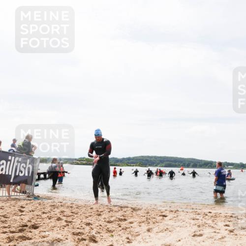 21.06.2026 - Viking Triathlon Michael Strokosch http://msf.ph/oto/9827490 21.06.2026 10:45:42 Schwimmen 54, 376, 540, 562 meine-sportfotos.de