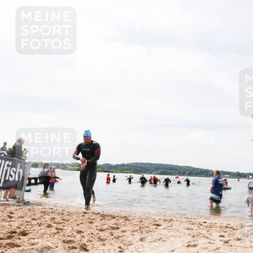 21.06.2026 - Viking Triathlon Michael Strokosch http://msf.ph/oto/9827491 21.06.2026 10:45:42 Schwimmen 54, 376, 540, 562 meine-sportfotos.de