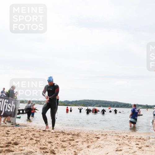 21.06.2026 - Viking Triathlon Michael Strokosch http://msf.ph/oto/9827492 21.06.2026 10:45:42 Schwimmen 54, 376, 540, 562 meine-sportfotos.de