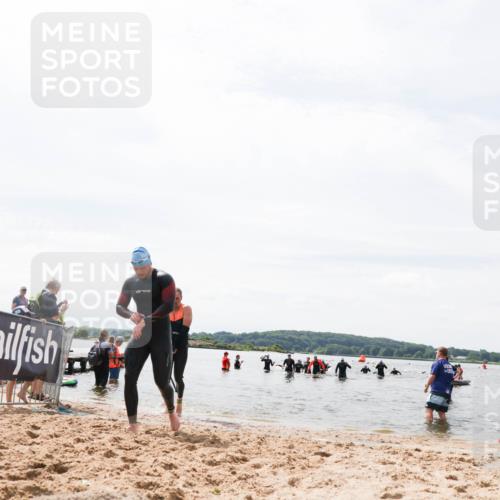 21.06.2026 - Viking Triathlon Michael Strokosch http://msf.ph/oto/9827493 21.06.2026 10:45:43 Schwimmen 54, 376, 540, 562 meine-sportfotos.de