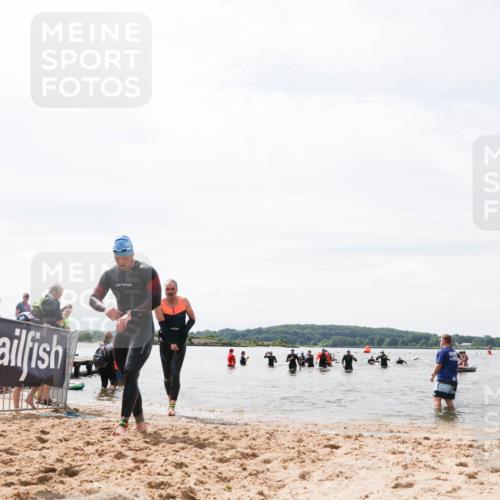 21.06.2026 - Viking Triathlon Michael Strokosch http://msf.ph/oto/9827494 21.06.2026 10:45:43 Schwimmen 54, 376, 540, 562 meine-sportfotos.de