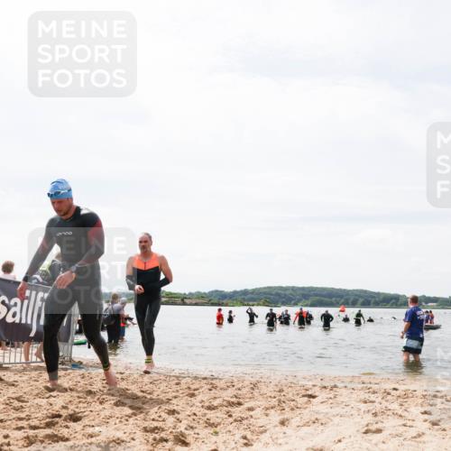 21.06.2026 - Viking Triathlon Michael Strokosch http://msf.ph/oto/9827496 21.06.2026 10:45:44 Schwimmen 54, 540, 562 meine-sportfotos.de