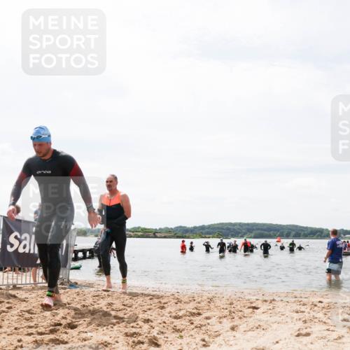 21.06.2026 - Viking Triathlon Michael Strokosch http://msf.ph/oto/9827497 21.06.2026 10:45:44 Schwimmen 54, 540, 562 meine-sportfotos.de