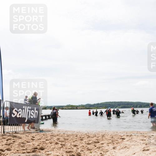 21.06.2026 - Viking Triathlon Michael Strokosch http://msf.ph/oto/9827511 21.06.2026 10:45:49 Schwimmen 54 meine-sportfotos.de