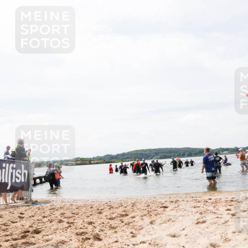 21.06.2026 - Viking Triathlon Michael Strokosch http://msf.ph/oto/9827515 21.06.2026 10:45:50 Schwimmen 172 meine-sportfotos.de