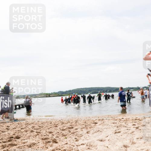 21.06.2026 - Viking Triathlon Michael Strokosch http://msf.ph/oto/9827522 21.06.2026 10:45:52 Schwimmen 172 meine-sportfotos.de