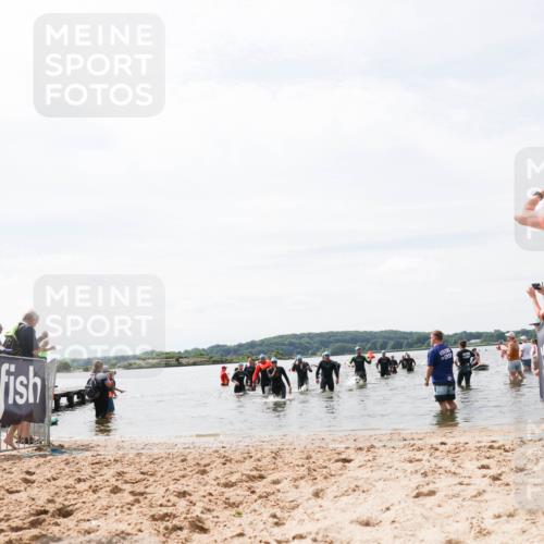 21.06.2026 - Viking Triathlon Michael Strokosch http://msf.ph/oto/9827523 21.06.2026 10:45:53 Schwimmen 172, 389, 405 meine-sportfotos.de