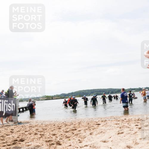 21.06.2026 - Viking Triathlon Michael Strokosch http://msf.ph/oto/9827527 21.06.2026 10:45:54 Schwimmen 172, 196, 389, 405 meine-sportfotos.de