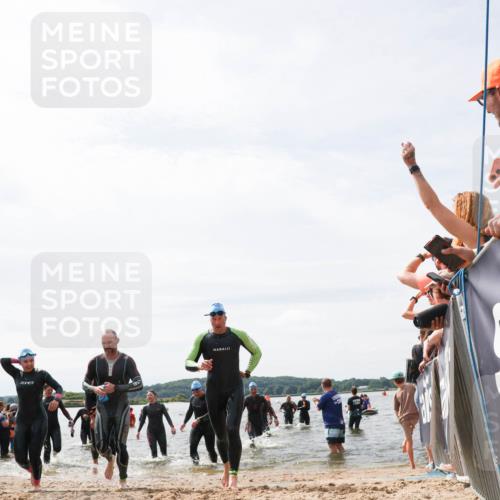 21.06.2026 - Viking Triathlon Michael Strokosch http://msf.ph/oto/9827554 21.06.2026 10:46:03 Schwimmen 138, 172, 196, 245, 331, 389, 405, 448, 510, 534, 539 meine-sportfotos.de