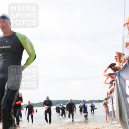 21.06.2026 - Viking Triathlon Michael Strokosch http://msf.ph/oto/9827560 21.06.2026 10:46:05 Schwimmen 138, 172, 196, 245, 331, 389, 405, 448, 510, 534, 539 meine-sportfotos.de